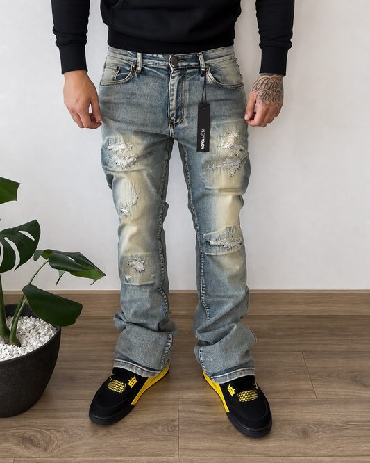 FLARED JEANS